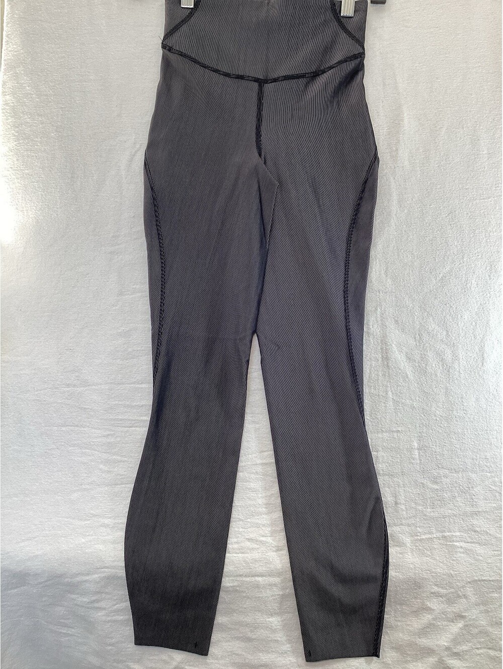 LULULEMON- Base Pace High-Rise Tight 25" Two-Tone Ribbed Leggings Gym Workout